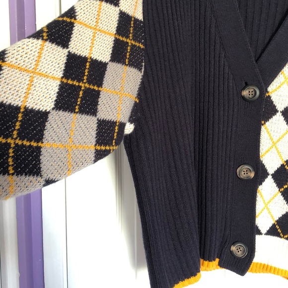argyle cardigan ♡ - Picture 6 of 14